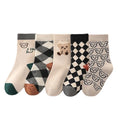 5 pares/lote Meias de bebê fofas com urso e xadrez Primavera Outono Algodão macio Meias médias para meninos e meninas Meias casuais esportivas.