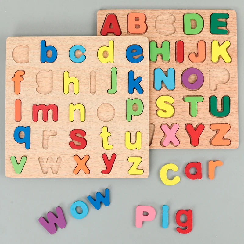 Quebra-cabeça educativo de madeira com letras maiúsculas e minúsculas do alfabeto. Jogo em família, crianças e pré-escolares.