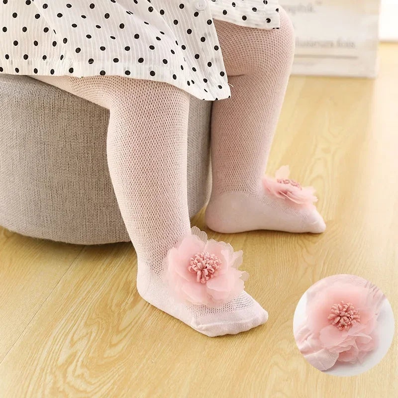 Meia-Calça Delicada para Bebê Menina – Com Renda, Flor e Laço, Ideal para Todas as Ocasiões