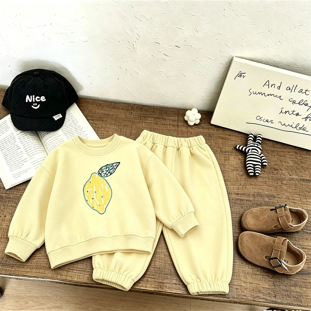 Roupa Infantil Estampada para Crianças de 2 a 6 Anos. Moletom + Calça Primavera Outono. Conjunto de Manga Longa. Roupas Externas. Novo Conjunto de Moletom Fofo.