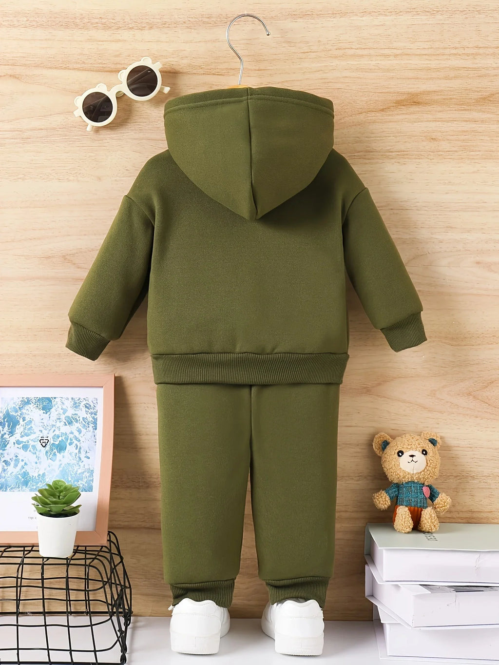 Moletom com capuz de manga longa com estampa de letra para menino + conjunto esportivo longo. Primavera e Outono.
