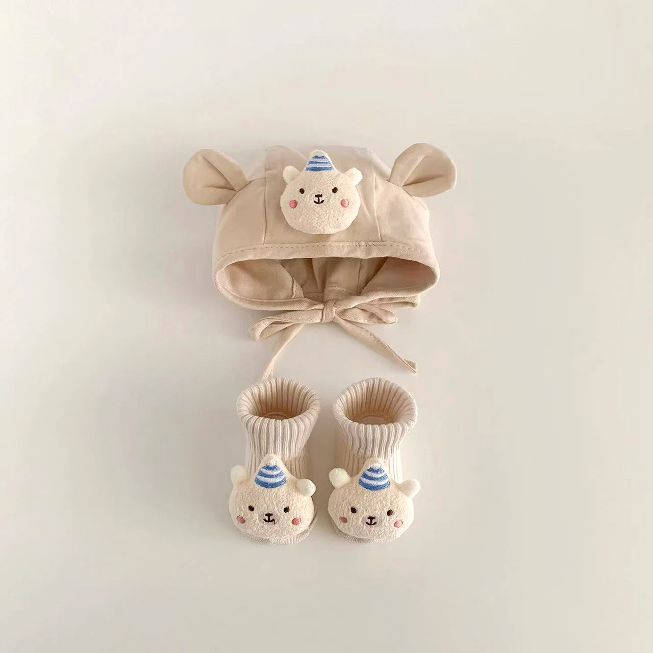 2 Peças/Conjunto Chapéu e Meias de Bebê Cartoon Bonitos Chapéu de Ponto de Animais Para Menino e Menina Inverno Chapéus de Tricô de Lã e Meias Curtas Aquecedoras Para Recém-Nascido.