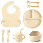 Kit Alimentação Infantil em Silicone – Prato com Ventosa, Copo com Canudo e Talheres Dobráveis para Bebês