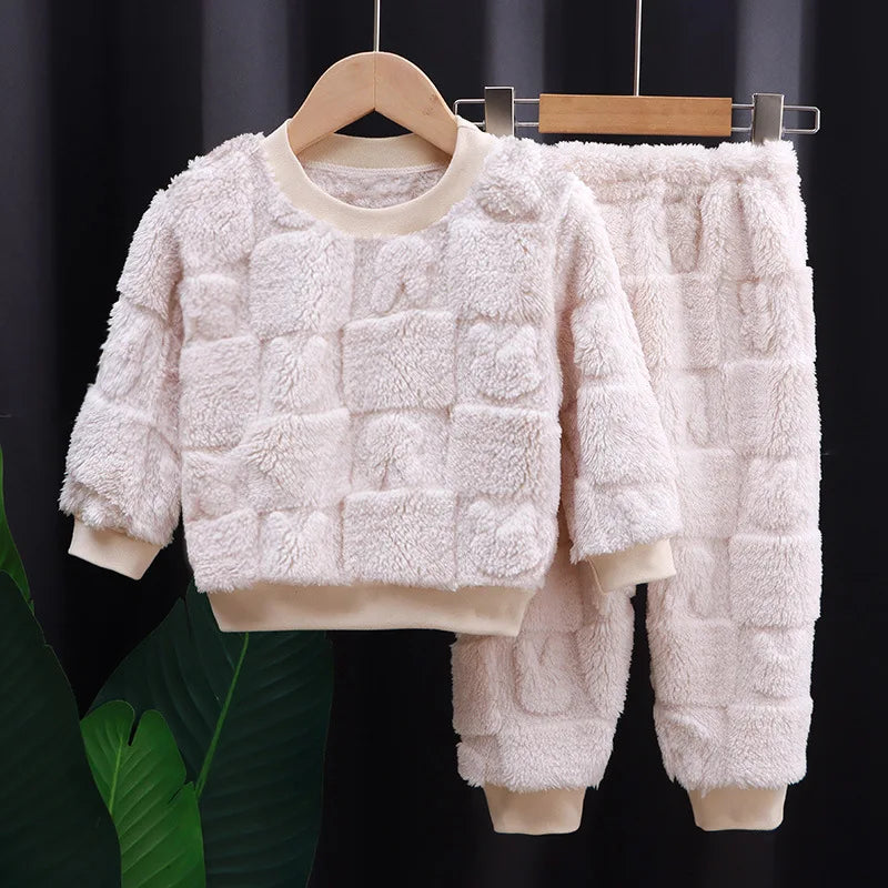 Pijama Infantil de Flanela Outono/Inverno – Conjunto Manga Longa com Blusa e Calça para Meninos e Meninas. Roupa de Dormir e Casa para Bebês e Crianças de 0 a 5 Anos.
