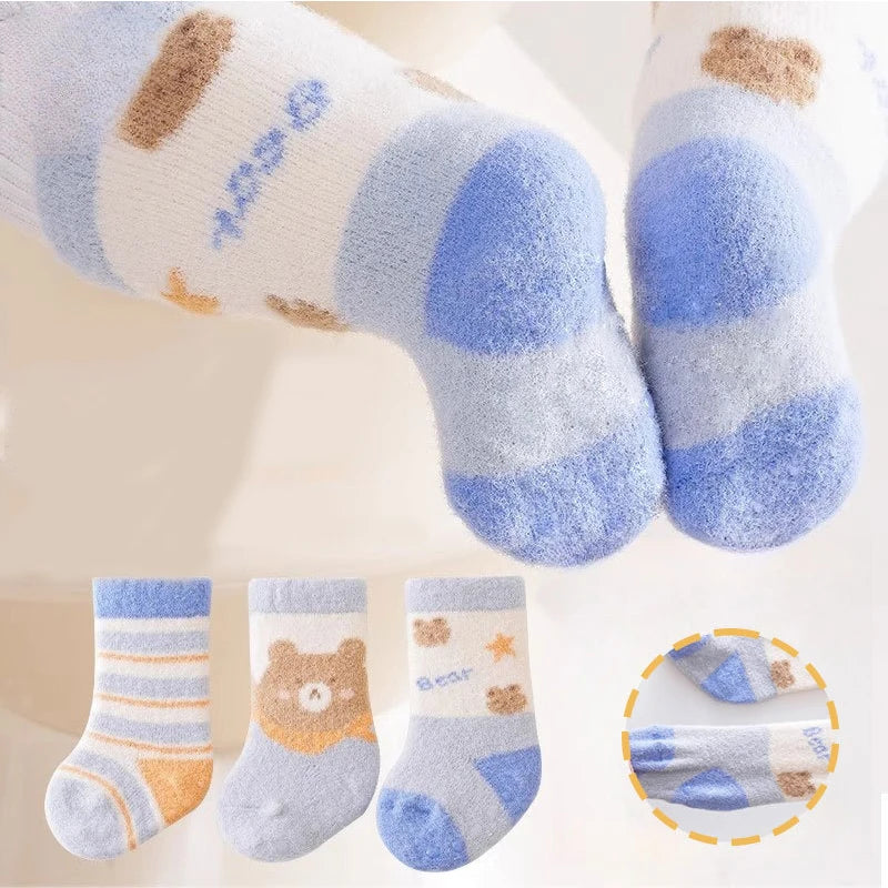 3 Pares de Meias de Inverno Grossas para Bebê, Meias de Tubo Médio de Coelho e Urso de Pelúcia, Quentes para Recém-Nascido, Menino e Menina.