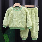 Pijama Infantil de Flanela Outono/Inverno – Conjunto Manga Longa com Blusa e Calça para Meninos e Meninas. Roupa de Dormir e Casa para Bebês e Crianças de 0 a 5 Anos.