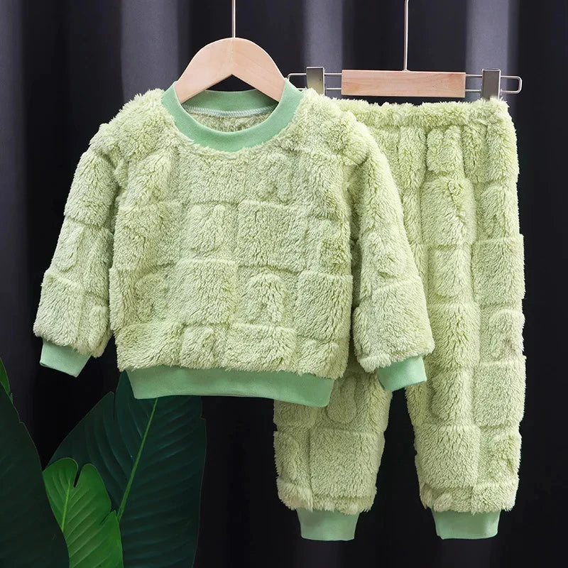 Pijama Infantil de Flanela Outono/Inverno – Conjunto Manga Longa com Blusa e Calça para Meninos e Meninas. Roupa de Dormir e Casa para Bebês e Crianças de 0 a 5 Anos.
