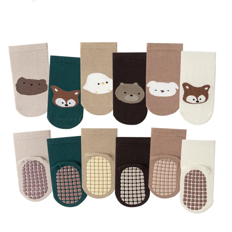 6 Pares de Meias de Bebê com Animais de Desenho Animado. Meias Antiderrapantes para Trampolim. Adequadas para Bebês quando estão aprendendo a andar.