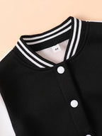 Conjunto de duas peças para meninos: Jaqueta varsity preta e branca com letra 'A' e calça moletom.