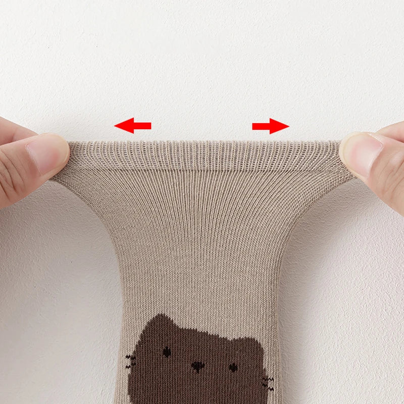 6 Pares de Meias de Bebê com Animais de Desenho Animado. Meias Antiderrapantes para Trampolim. Adequadas para Bebês quando estão aprendendo a andar.
