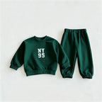 Conjunto Infantil de Moletom 2 Peças com Estampa de Desenho Animado – Blusa com Capuz (Hoodie) e Calça, Casual e Confortável para Crianças