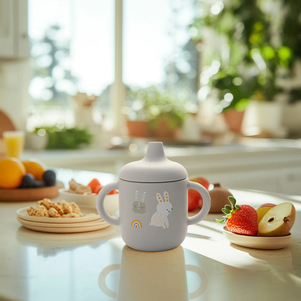 1 UND Copo de Alimentação Infantil de Silicone com Desenho Animado. Livre de BPA. à Prova de Vazamentos. Copo de Treinamento com Alça. Prático para Viagem e Seguro para Lava-louças.