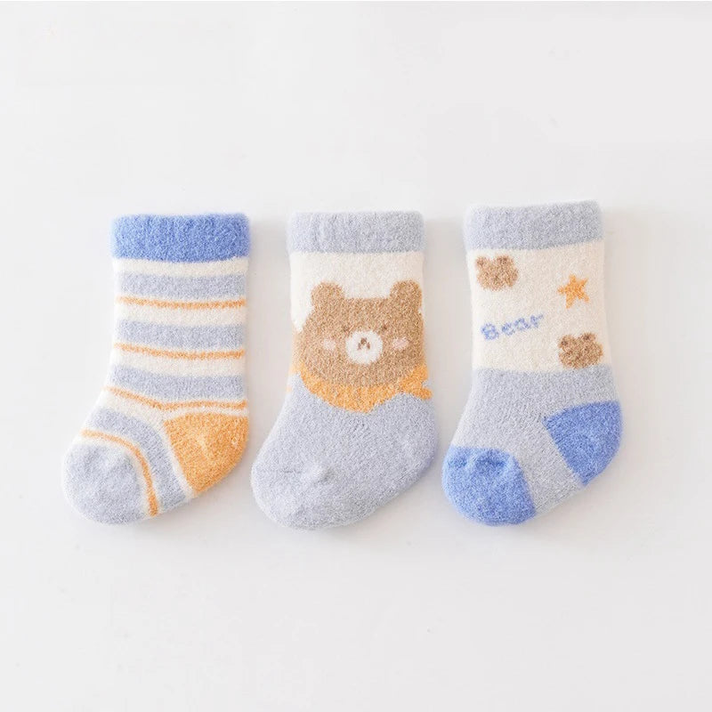 3 Pares de Meias de Inverno Grossas para Bebê, Meias de Tubo Médio de Coelho e Urso de Pelúcia, Quentes para Recém-Nascido, Menino e Menina.
