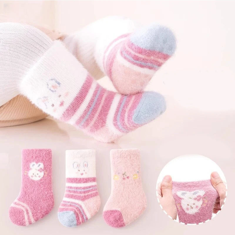 3 Pares de Meias de Inverno Grossas para Bebê, Meias de Tubo Médio de Coelho e Urso de Pelúcia, Quentes para Recém-Nascido, Menino e Menina.